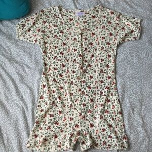 NWOT Vintage floral romper